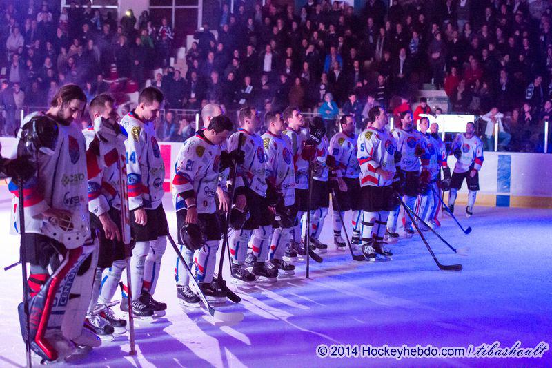 Photo hockey reportage Des débuts réussis