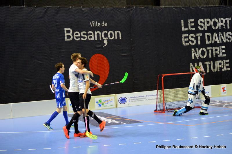 Photo hockey reportage EFCh : Si près, si loin
