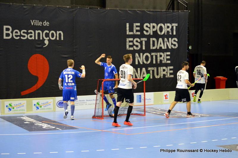 Photo hockey reportage EFCh : Si près, si loin