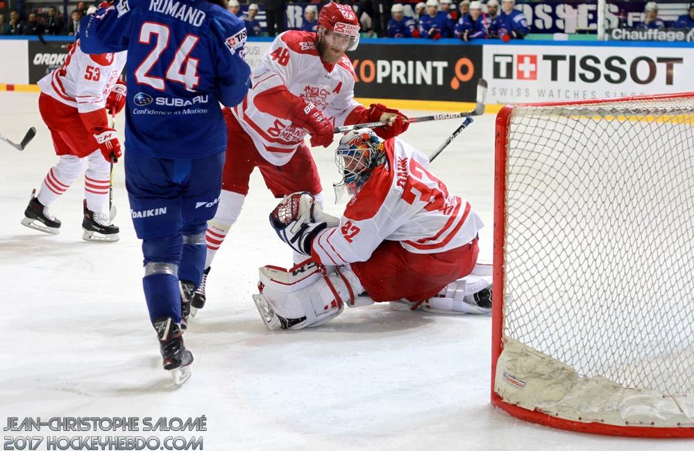 Photo hockey reportage Efficace Défensive Fluide  