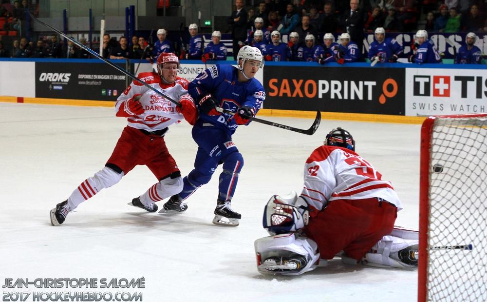 Photo hockey reportage Efficace Défensive Fluide  