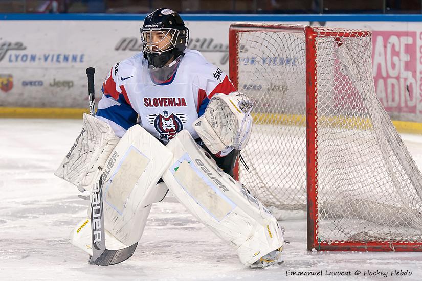 Photo hockey reportage EIHC : Slovénie-Lettonie  EN ATTENTE