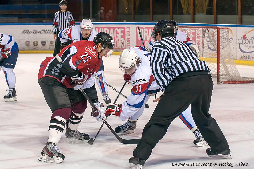 Photo hockey reportage EIHC : Slovénie-Lettonie  EN ATTENTE