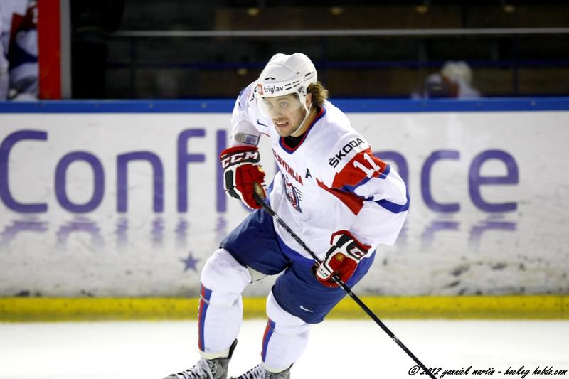 Photo hockey reportage EIHC : Slovénie-Lettonie  EN ATTENTE