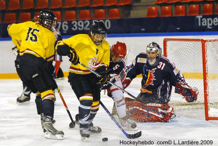 Photo hockey reportage Grenoble s'incline d'un but , 5 à 6 