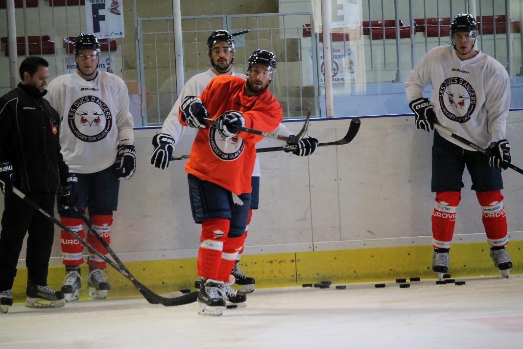 Photo hockey reportage Immersion dans la préparation des Ducs d'Angers