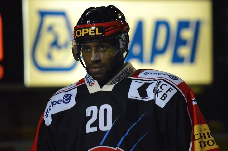 Photo hockey reportage Le derby des Zähringen pour le CP Berne