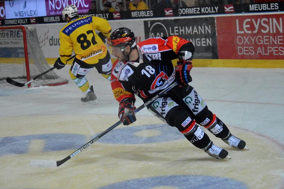 Photo hockey reportage Le derby des Zähringen pour le CP Berne