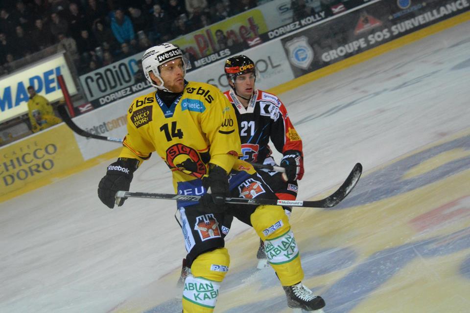 Photo hockey reportage Le derby des Zähringen pour le CP Berne