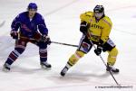 Photo hockey reportage Les Dragons chutent mais espèrent.