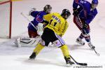 Photo hockey reportage Les Dragons chutent mais espèrent.