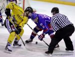 Photo hockey reportage Les Dragons chutent mais espèrent.