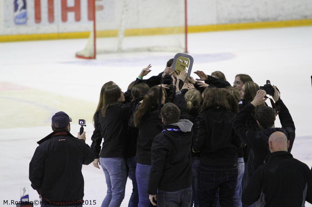 Photo hockey reportage Mondial Féminin : Les Bleues se parent de bronze.