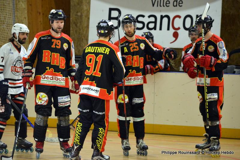 Photo hockey reportage N1 : Laborieuse mais précieuse victoire