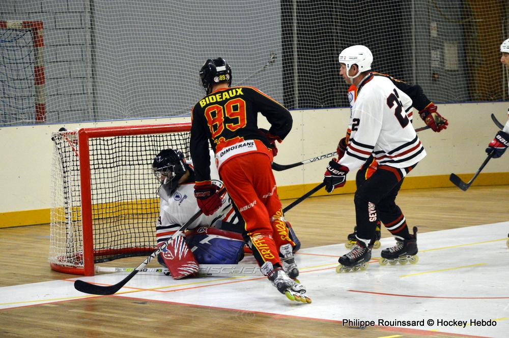 Photo hockey reportage N2 : Serré