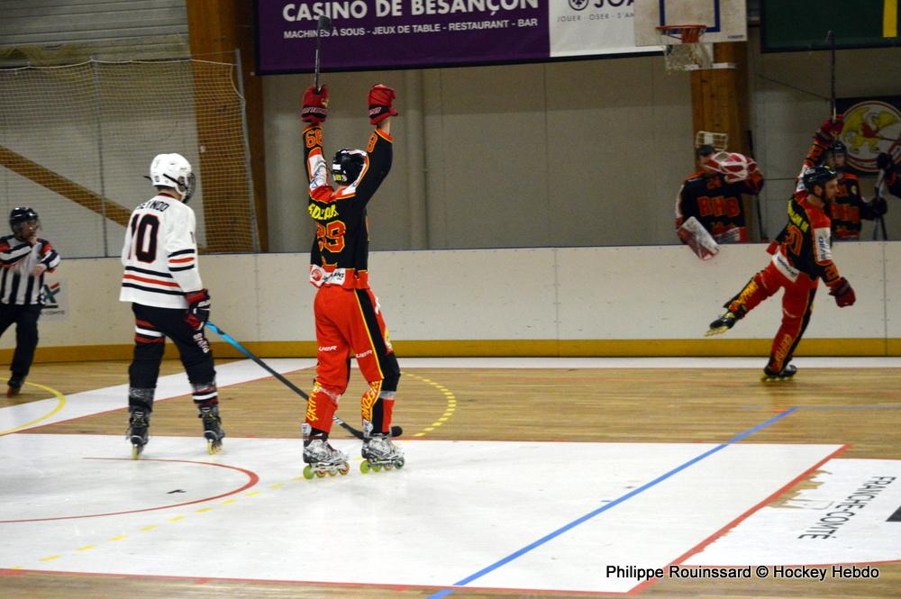 Photo hockey reportage N2 : Serré