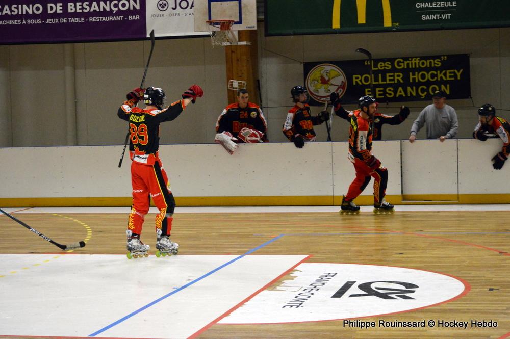 Photo hockey reportage N2 : Serré