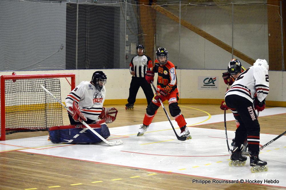 Photo hockey reportage N2 : Serré