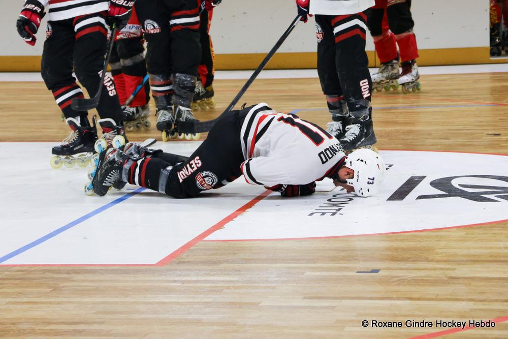 Photo hockey reportage N2 : Serré