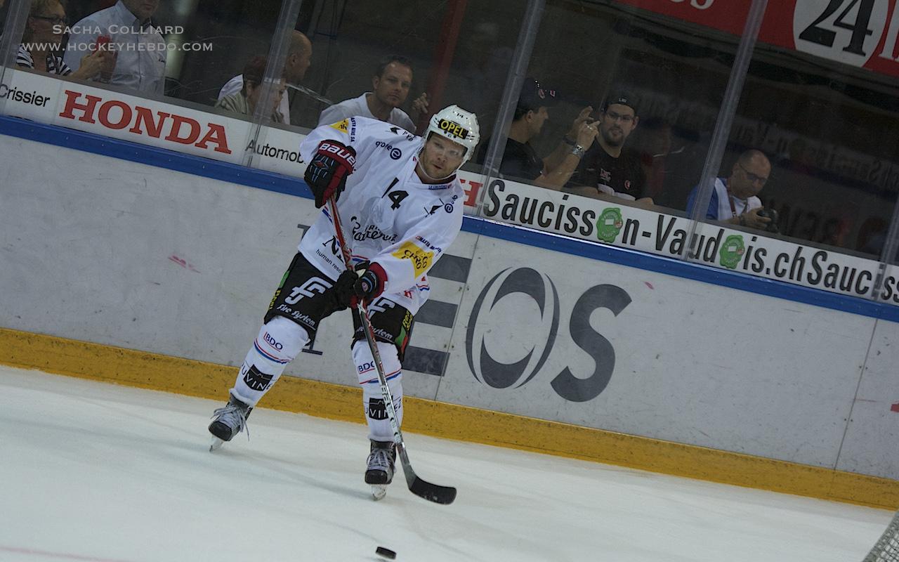 Photo hockey reportage NLA: À bout de souffle