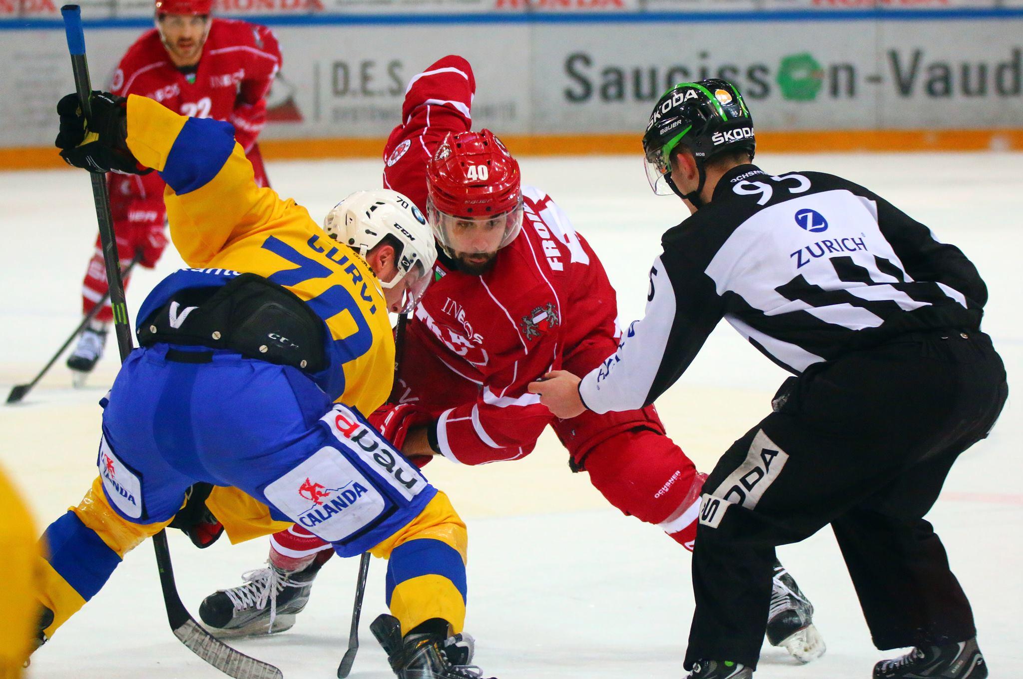 Photo hockey reportage NLA: Davos prend l'avantage après 40'