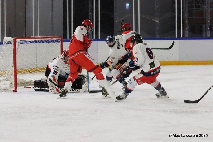 Photo hockey reportage TF - Serre-Chevalier arrache le Trophée en prolongation