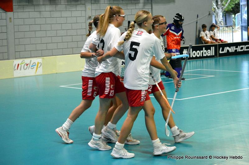 Photo hockey reportage U19 WFCQ : Les Danoises qualifiées au mondial