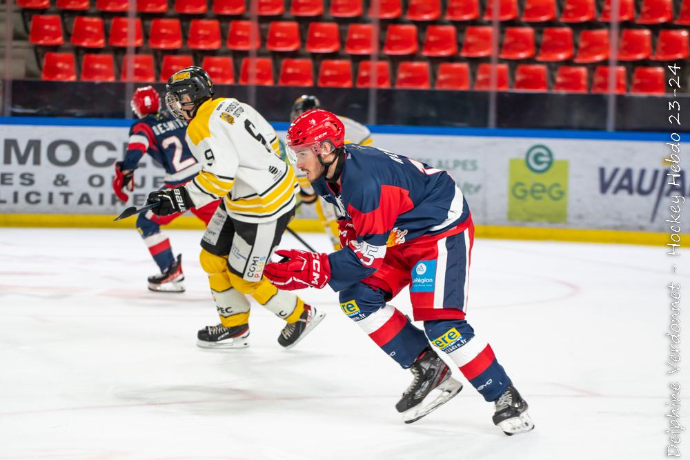 Photo hockey reportage U20 - Grenoble déroule face à Rouen