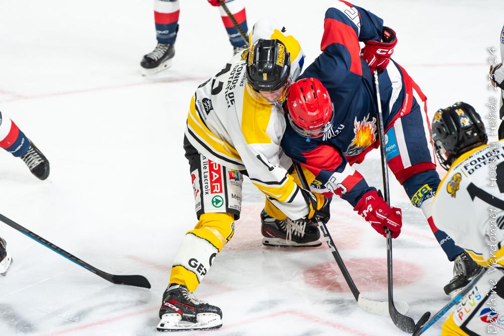 Photo hockey reportage U20 - Grenoble déroule face à Rouen