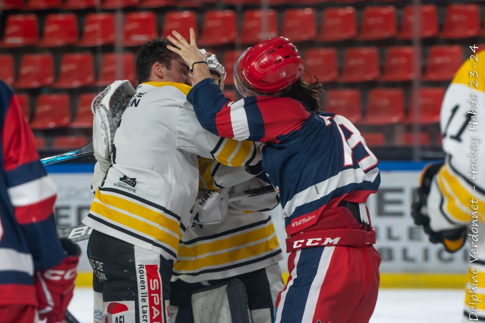 Photo hockey reportage U20 - Grenoble déroule face à Rouen