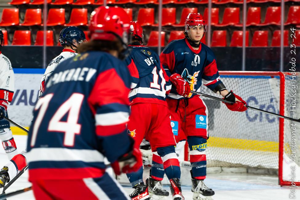 Photo hockey reportage U20 Grenoble démarre parfaitement la saison