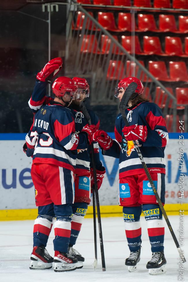 Photo hockey reportage U20 Grenoble démarre parfaitement la saison