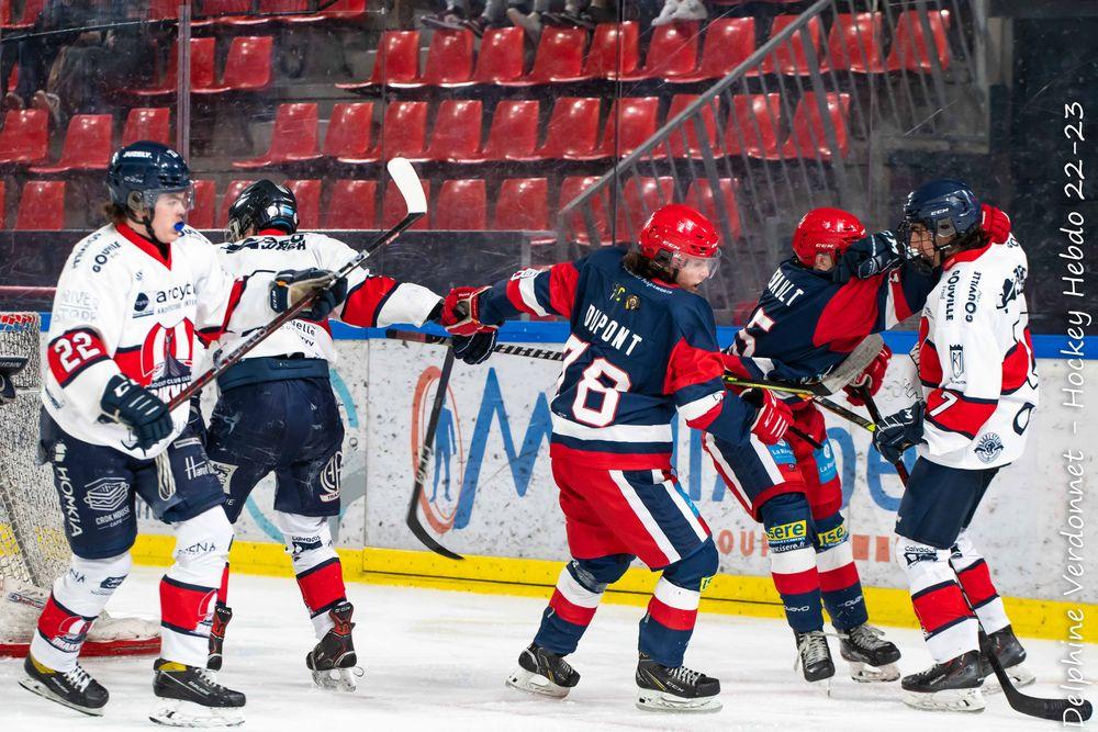 Photo hockey reportage U20 Grenoble file en finale avec facilité