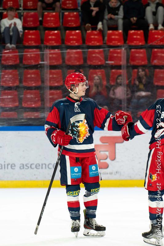 Photo hockey reportage U20 Grenoble file en finale avec facilité