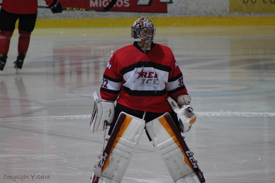 Photo hockey reportage Visp déjoue le Red Ice
