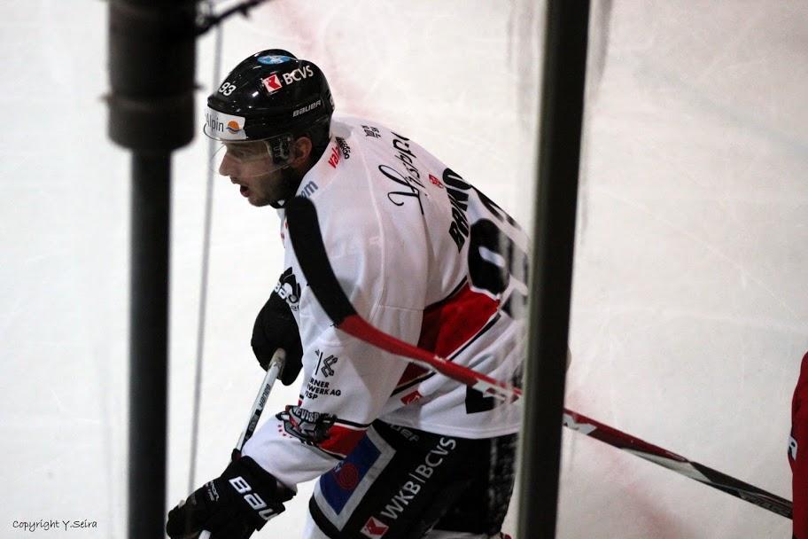 Photo hockey reportage Visp déjoue le Red Ice