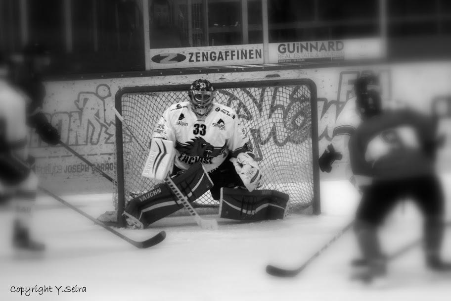 Photo hockey reportage Visp déjoue le Red Ice